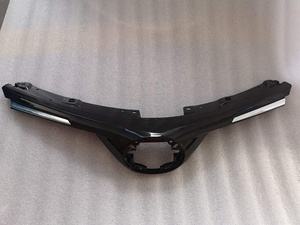 Accessoires de voiture de calandre 53101-0R120 pour RAV4 US <span class=keywords><strong>LE</strong></span> 2016 <span class=keywords><strong>2017</strong></span> 2018 - Product Image 2