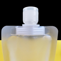 Flacon en plastique personnalisé pour recharge de crème liquide, lotion à bec basculant Pochette debout de qualité alimentaire pour crème pour le visage Paquet de voyage à main