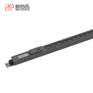 ชุดจ่ายไฟ PDU 240V ซ็อกเก็ตสำหรับจอมอนิเตอร์ซ็อกเก็ตสำหรับตู้กับแอมแปร์มิเตอร์