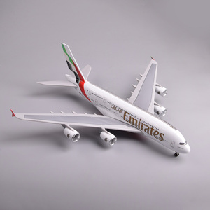 โมเดลเครื่องบินเรซิ่น <span class=keywords><strong>Emirates</strong></span> 47 ซม. <span class=keywords><strong>A380</strong></span> รุ่น LED ทำมือ ของขวัญธุรกิจสำหรับวันวาเลนไทน์ สไตล์ศิลปะ - Product Image 2