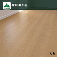 Revêtement de sol SPC étanche 8 mm à âme rigide, aspect bois naturel, système de pose à clipser pour chalets de vacances et appartements locatifs