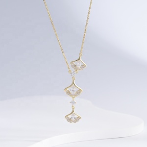 Collar con colgante en forma de abanico de plata 925, delicado, para novia, con circonita cúbica, chapado en oro de 18k, elegante, para mujer. - Product Image 2