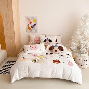 Dessin animé blanc 4 pièces maison hôtel Textiles Applique lait velours couette housse de couette 4 pièces ensemble de literie fournisseur - Product Image 1