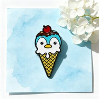 Broche en alliage de zinc émaillé motif pingouin mignon et crème glacée, épinglette motif cône de gaufre cerise de dessin animé, bijou décoratif pour sac à dos et vêtements, cadeau