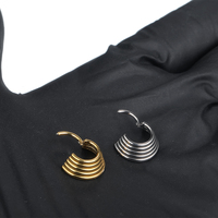 Personnalisé G23 Titane 5 Couches Segment Articulé Anneau Hoop Avec Facettes Côtés Nez Septum Anneau Clicker Boucle D'oreille Piercings Bijoux