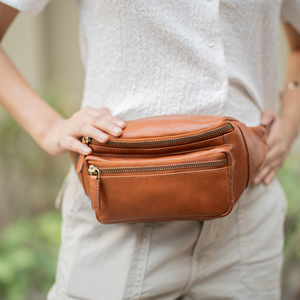 Unique Design Luxury Genuine <b>Leather</b> Fanny Bag for Men and Women with Functional Organization Stylish Design Available For Sale - Product Image 1