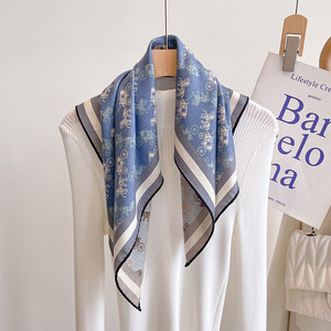 <b>Silk</b> Wool Square <b>Scarf</b> 70cm Women's Autumn Warm Elegant Stylish Commute Print Design - Product Image 1