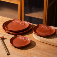 Rustieke handgemaakte klei terracotta borden OEM hotel servies keukengerei snack- en gedroogd fruit borden rustieke aardewerk borden