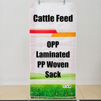 Sac tissé en PP laminé OPP imprimé sur mesure pour l'alimentation animale 25 kg 50 kg 100 kg Sac d'alimentation pour bétail de haute qualité et durable