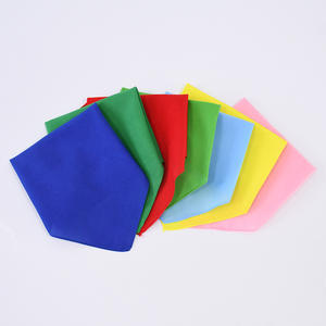 البوليستر نوع رقيق لون نقي فارغ عادي الكلب باندانا وشاح للكلاب الصغيرة المتوسطة الكبيرة متعدد الألوان OEM ODM سعر المصنع انخفاض موك - Product Image 4