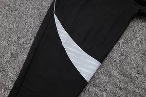 Tuta da Calcio da Uomo con Spedizione Gratuita, Set Mezza Zip, Maglia da Allenamento a Maniche Lunghe 100% Poliestere con Stampa Glitterata - Product Image 6