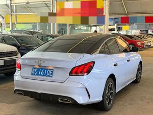 MG5 1.5L CVT Sedán 2021 Usado – Elegante Auto Compacto Chino, Bajo Kilometraje, Auto MG5 para Exportación - Product Image 4