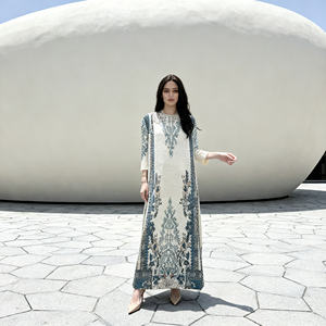 Robe Abaya en polyester plissé imprimé de haute qualité, sur mesure, pour les occasions du soir, pour femmes musulmanes, vente en gros - Product Image 3