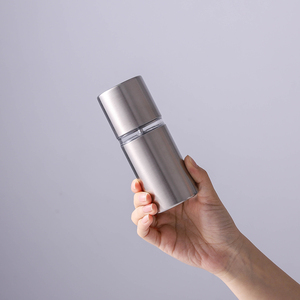 Macinino per Noce Moscata in Acciaio Inox per <span class=keywords><strong>Cucina</strong></span> Domestica - Macina Spezie Manuale Ecologico con Capacità di 100ml, OEM/ODM Professionale - Product Image 6