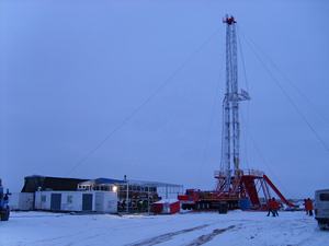 มณฑลซานตงนอกเหนือจากบ่อน้ำมัน Workover XJ450รถบรรทุกติดตั้งแท่นขุดเจาะที่ทำในประเทศจีน - Product Image 6