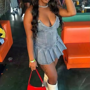 เดรสเซ็กซี่มาใหม่สำหรับฤดูร้อน ชุดมินิเดรสแบบสายคล้องคอ ผ้าฝ้าย 100% ยีนส์ฟอกสีซีดสำหรับผู้หญิง - Product Image 2