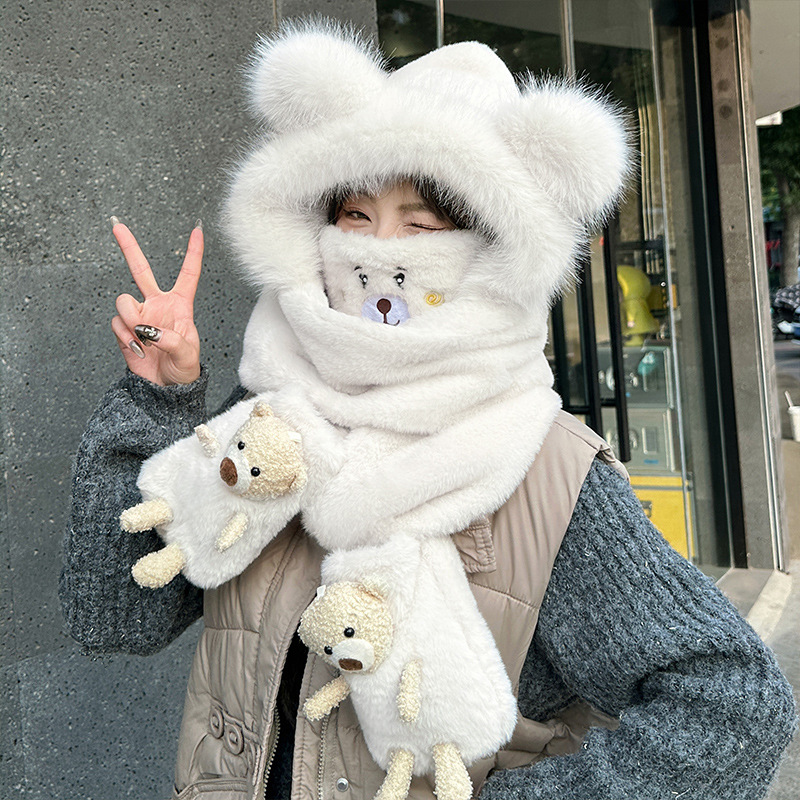 Mask style - white