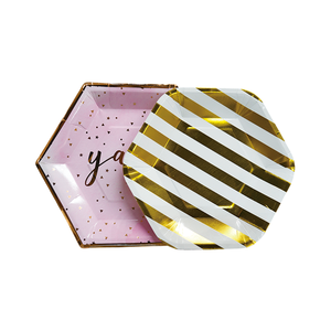Assiettes en papier hexagonales roses avec logo personnalisé doré - <span class=keywords><strong>Vaisselle</strong></span> <span class=keywords><strong>jetable</strong></span> pour fêtes d'<span class=keywords><strong>anniversaire</strong></span> et célébrations pour filles - Product Image 2