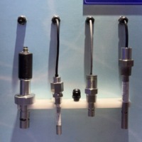 Sonde de pH/EC intégrée Dongrun Aquaculture 0-14pH/0-20000uS/cm pour eaux usées, eaux de rivière et de lac avec personnalisation OEM