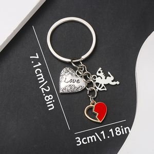 Creative butterfly Heart-shaped Metal <b>Keychain</b> Valentine's Day Gift Bag Decoration Pendant Fashion Boutique Pendant - Product Image 3