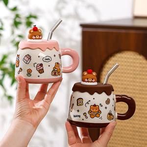 Taza de cerámica Creative Bear con tapa y pajita, diseño de dibujos animados en rosa y marrón, para café, leche, desayuno, tazas para parejas - Product Image 1