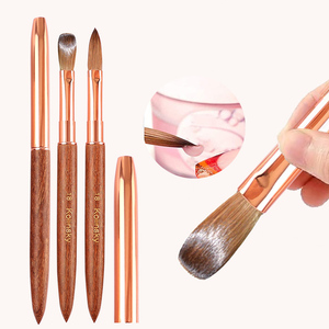 Pincel de Uñas Acrílico Kolinsky con Mango de Madera, Tamaños 6, 8, 10, 12, 14, 16, 18, Pelo de Marta Puro Rizado - Product Image 1
