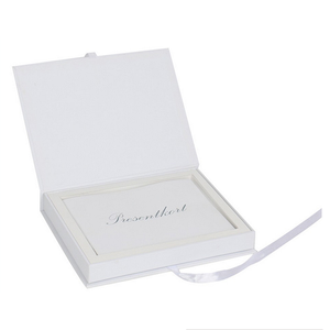 Custom high quality ribbon closure small card wedding invitation box