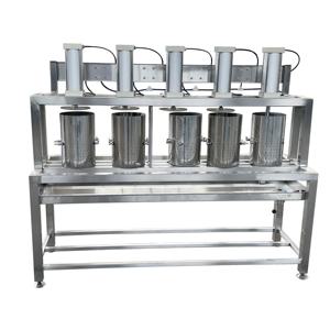 Máquina de prensado de moldes rectangulares para queso con mesa de drenaje de cuajada de queso de acero inoxidable - Product Image 2