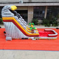 Toboggan aquatique gonflable commercial de 18 pieds de haut avec échelle d'escalade et piscine profonde pour événements en plein air