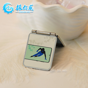 Broche tendance en forme de téléphone à clapet, en métal <span class=keywords><strong>argent</strong></span>é, personnalisable, avec impression émaillée sur alliage, vente en gros - Product Image 3
