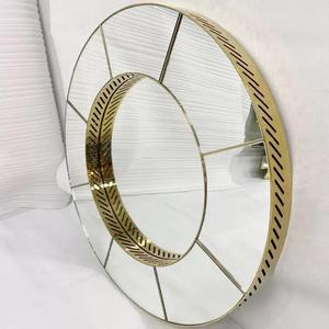 Specchio da Parete Moderno in Metallo e Vetro con Design Senza Cornice, Leggero, da Appendere in <span class=keywords><strong>Camera</strong></span> da Letto - Product Image 2