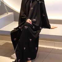 Abaya brodée à l'arabe de Dubaï - Vêtement extérieur à devant ouvert avec broderie florale tendance pour femmes