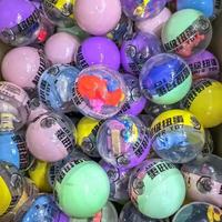 Jouets en forme de capsule de macaron à bas prix d'usine, couleurs mélangées, accessoires bon marché en plastique pour distributeurs automatiques de machines de divertissement