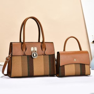 Sacs à main deux pièces mère-fille 2025 – Design simple à blocs de couleur en cuir PU avec fermeture éclair – Mode et luxe en polyester - Product Image 2