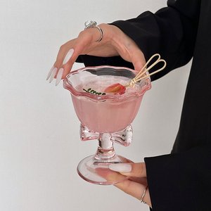İns Tarzı Pembe Fiyonklu Ayaklı Cam Bardak, Şarap, Şampanya, Kokteyl, Kahve, Tatlı, Dondurma için Bardak, Estetik Ev Cam Eşyaları - Product Image 4