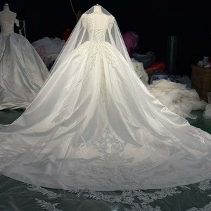 Hz014 Impresionante Vestido de Novia de Satén Duquesa con Escote Pronunciado, Adornado con Cristales y Mangas Transparentes, Jancember - Product Image 5