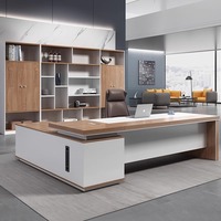 Escritorio de oficina individual moderno con silla, mesa sencilla de madera a gran escala para presidente/gerente/maestro para uso de jefe, diseño modular