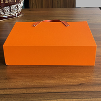 Boîte cadeau pliante de luxe personnalisée faite à la main avec couvercle magnétique noir, rose, vert, orange, rouge, bougie, poignée pliable, accessoire, logo, motif