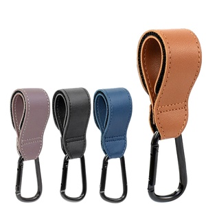 Crochets et clips en cuir PU pour poussette, accessoires pratiques pour poussette, crochets pour sac à langer pour accrocher les sacs à couches - Product Image 1