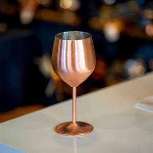 Verre à vin en cuivre martelé de grande qualité, fait main, qualité supérieure, écologique, design classique, vaisselle ayurvédique pour la santé - Product Image 1
