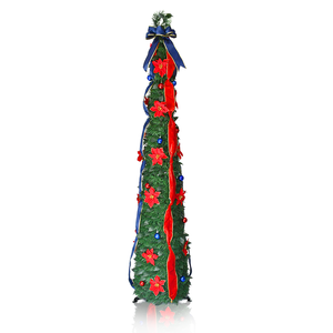 <span class=keywords><strong>Sapin</strong></span> <span class=keywords><strong>de</strong></span> Noël décoratif avec des fleurs rouges, des nœuds bleus et des ornements pour une utilisation en intérieur et en extérieur - Product Image 2