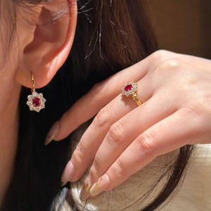 Aros de Plata 925 para Mujer, Argollas Delicadas Hipoalergénicas, Joyería de Moda, Venta al por Mayor, Regalo de Cumpleaños - Product Image 1