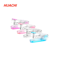 Agrafeuse standard en plastique transparent HUACHI 227T, capacité 24/6-70 agrafes, fonctionnement manuel