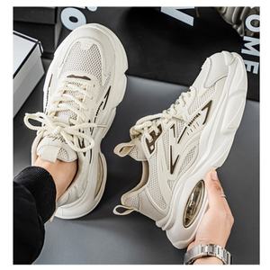 Zapatillas Deportivas Retro 2025 con Amortiguación de Aire, Zapatillas Deportivas Transpirables de Malla para Hombre, Zapatos Gruesos Ligeros y Modernos - Product Image 1