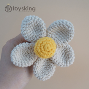 <span class=keywords><strong>Hochet</strong></span> pour bébé en bois de hêtre et coton, fait main, <span class=keywords><strong>personnalisable</strong></span>, en forme de fleur au crochet, pour filles, vente en gros - Product Image 5