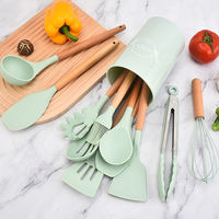 Ensemble d'Ustensiles de Cuisine en Silicone avec Spatule et Manche en Bois, Écologique et Sûr