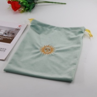 Masque pour les yeux vert clair pour femmes en gros d'usine pour pantoufles pour printemps automne chaussures d'hôtel confortables doublure en coton fourrure d'hiver S