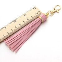 Porte-clés multicolore à pompon de 10cm de long pour femmes DIY Car Bag Pendant Accessories Gift PU Leather Keychains