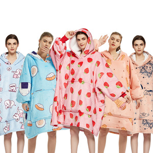 Couverture à capuche tricotée en polaire ultra douce personnalisable, sans minimum de commande - Product Image 2