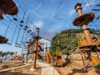 Fabricant de parcours de cordes d'aventure en plein air en plastique durable et respectueux de l'environnement sur mesure |   Conception Gratuite & Solutions Complètes